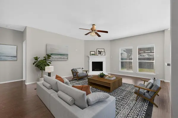 228 Bob White Drive, Red Oak, TX 75154