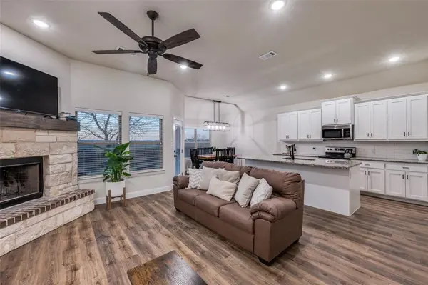 331 Osage Court, Krum, TX 76249