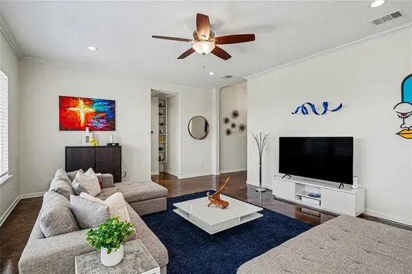 2425 S 16th Street, Waco, TX 76706