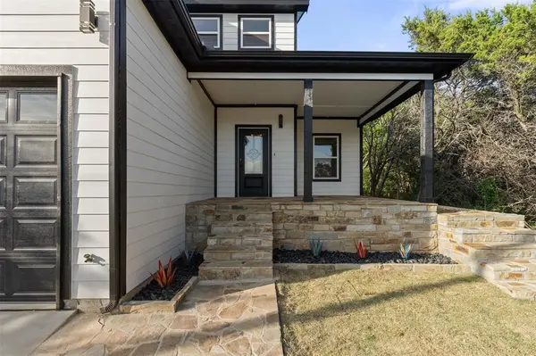 3623 Sioux Trail, Granbury, TX 76048