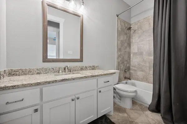 209 W Dallas Street, Mansfield, TX 76063