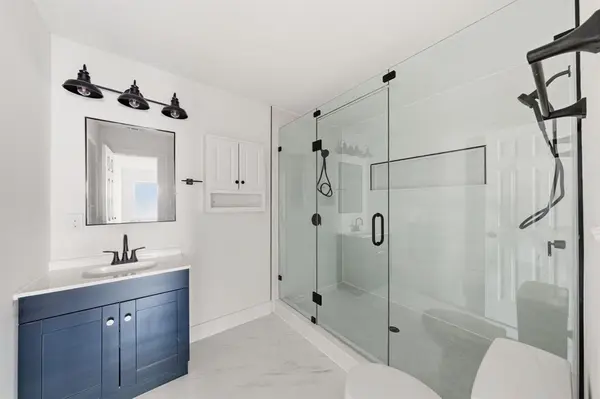 4435 Flo Avenue, Cockrell Hill, TX 75211