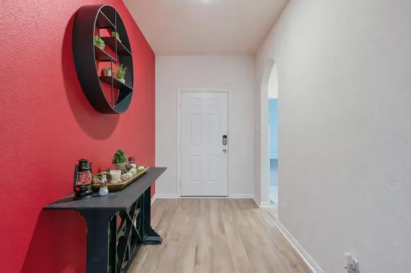 909 First Street, Sanger, TX 76266