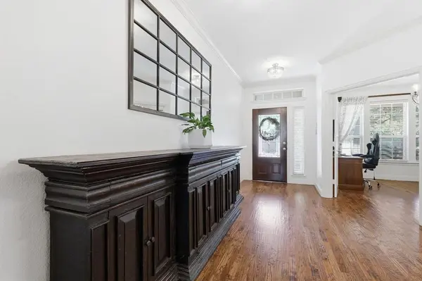 1550 Meadows Avenue, Lantana, TX 76226