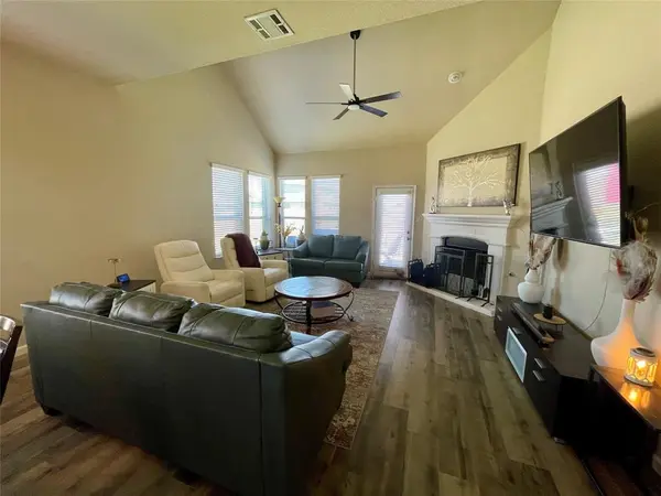 5002 Crawfish Lane, Garland, TX 75043