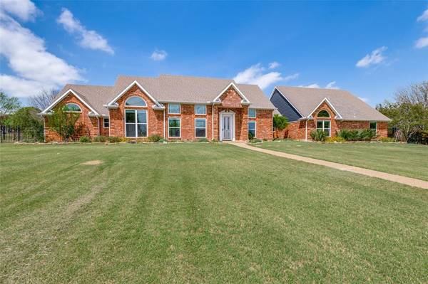 459 Chippendale Drive, Heath, TX 75032