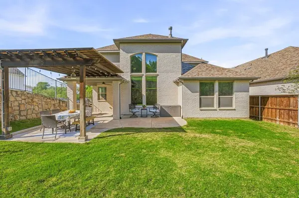 13853 Marys Ridge Road, Fort Worth, TX 76008