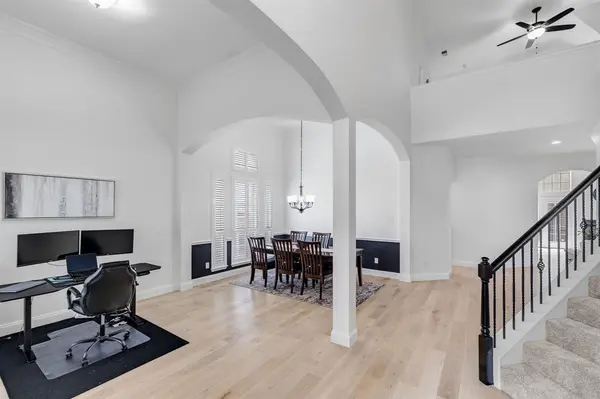 115 Saint James Road, Irving, TX 75063