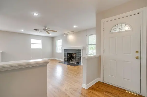 3313 Bilglade Road, Fort Worth, TX 76133