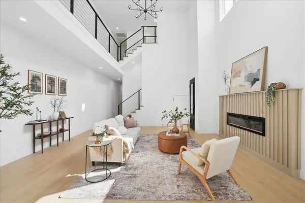 1827 Pollard Street, Dallas, TX 75208