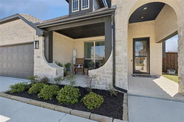 9156 Rock Nettle Drive, Fort Worth, TX 76131