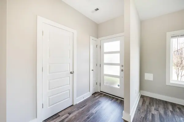 33 Zentry PL, Lynchburg, VA 24502