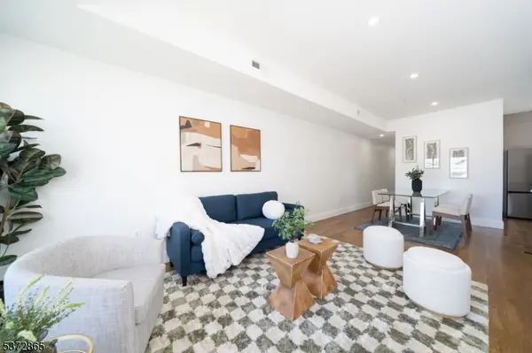 67 Virginia Ave #3, Jersey City, NJ 07304