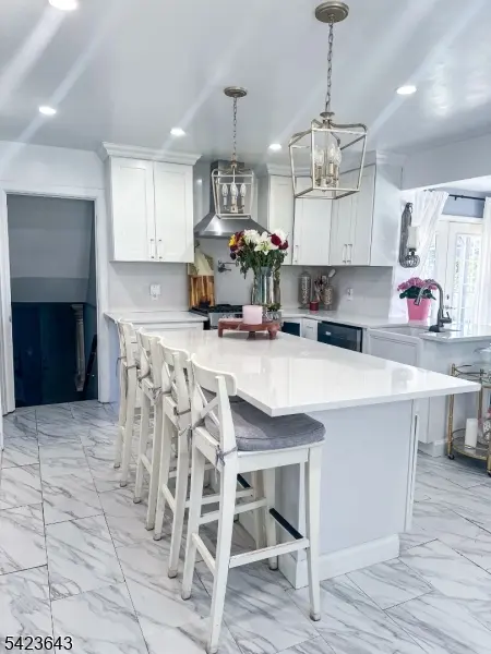 105 Howard Ave, Clifton City, NJ 07013