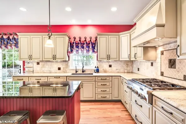 746 Clarence St, Westfield Town, NJ 07090