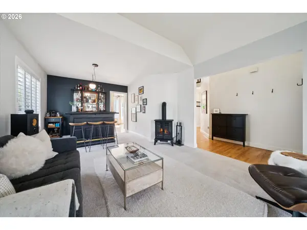 13064 SW Bradley LN, Tigard, OR 97224