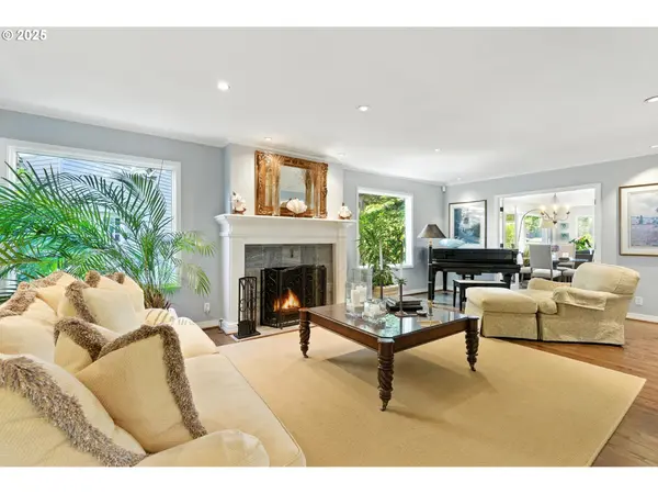 16755 GRAEF CIR, Lake Oswego, OR 97035