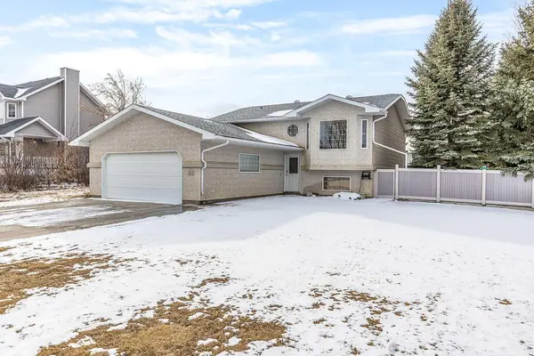 124 East 7 AVE, Dunmore, AB T1B 0J3