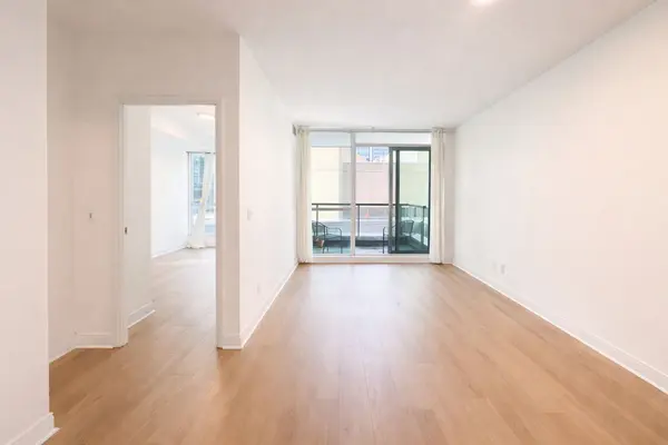 1 Scott ST #309, Toronto C08, ON M5E 1A1