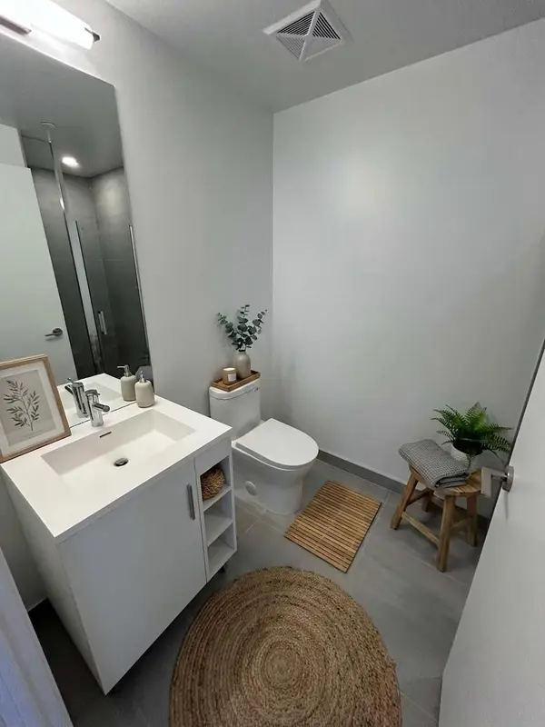 634 Church ST #4109, Toronto C08, ON M4Y 0G9