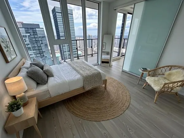 634 Church ST #4109, Toronto C08, ON M4Y 0G9