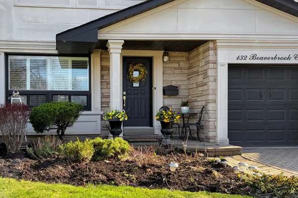 132 Beaverbrook CT, Toronto E10, ON M1C 3A9