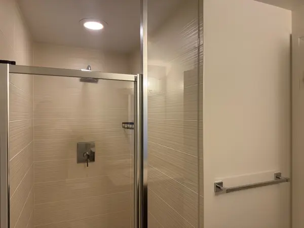 7161 Yonge ST #Lph1-15, Markham, ON L3T 0C8