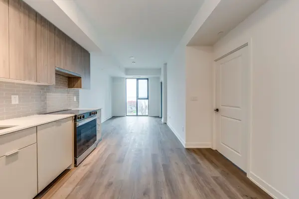 2075 Lakeshore RD #313, Burlington, ON L7R 1E2