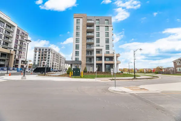 720 Whitlock AVE #602, Milton, ON L9E 2B5