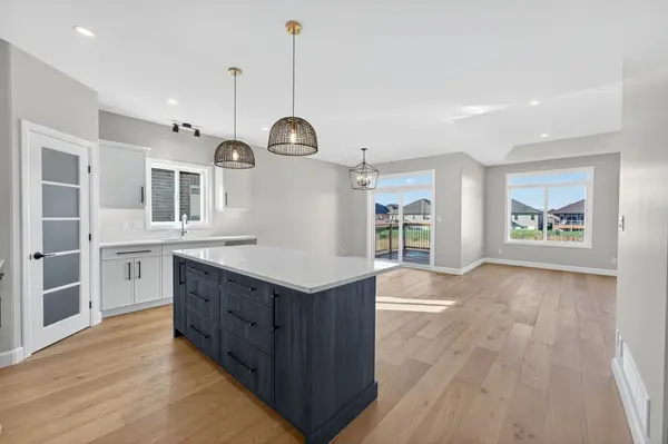 6 Vaughn CT, Belleville, ON K8N 0R7