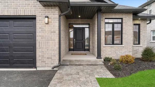 6 Vaughn CT, Belleville, ON K8N 0R7