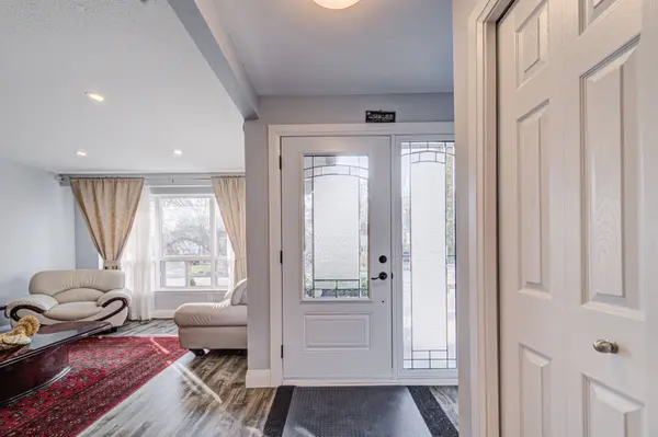 141 Mooregate CRES, Kitchener, ON N2M 2E9