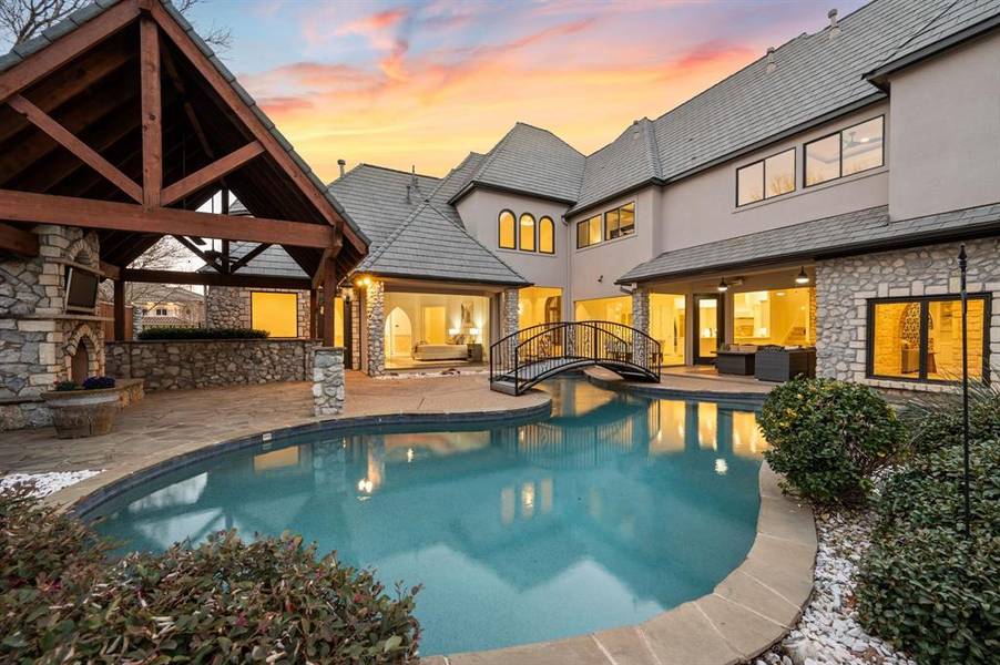 5613 Versailles Court, Colleyville, TX 76034