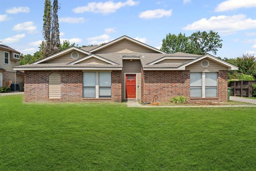 5505 Oak Brook Road, Arlington, TX 76016