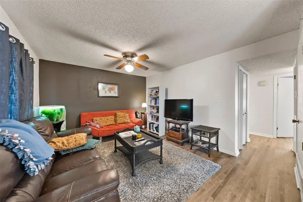 1421 S 12th Street #210, Waco, TX 76706