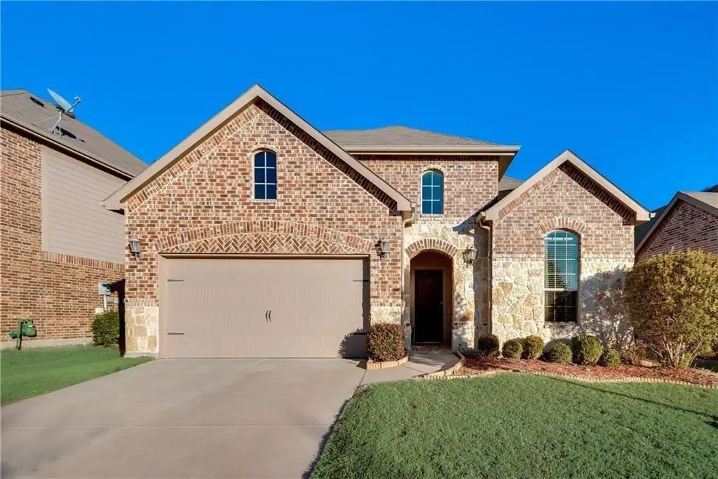 629 Hummingbird Drive, Little Elm, TX 75068