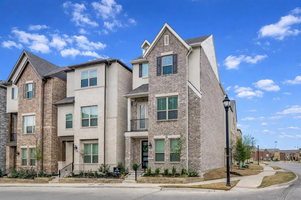 2204 Maverick Way, Mesquite, TX 75149