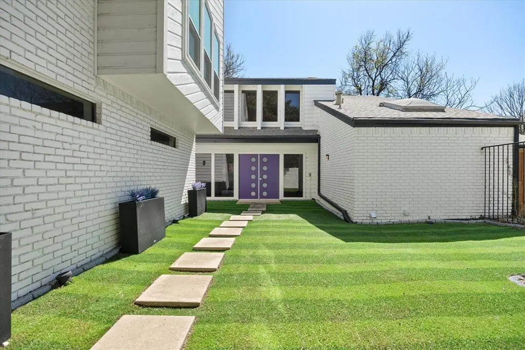 7401 Stillwater Court, Garland, TX 75044