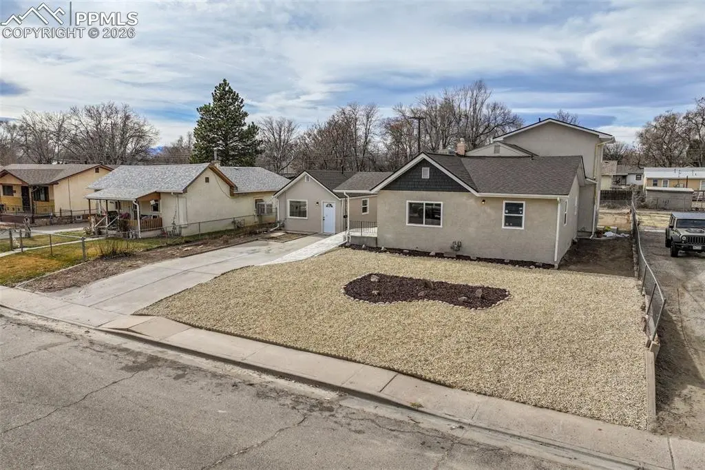 1725 Brown AVE, Pueblo, CO 81004