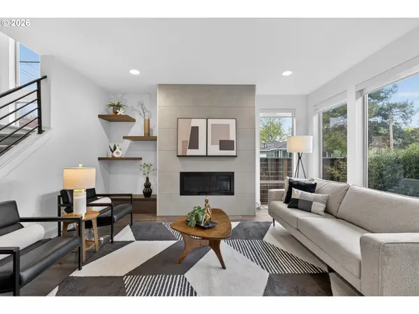 7110 SE 42ND AVE, Portland, OR 97206