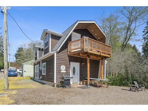 1993 MYRTLE AVE, Tillamook, OR 97141