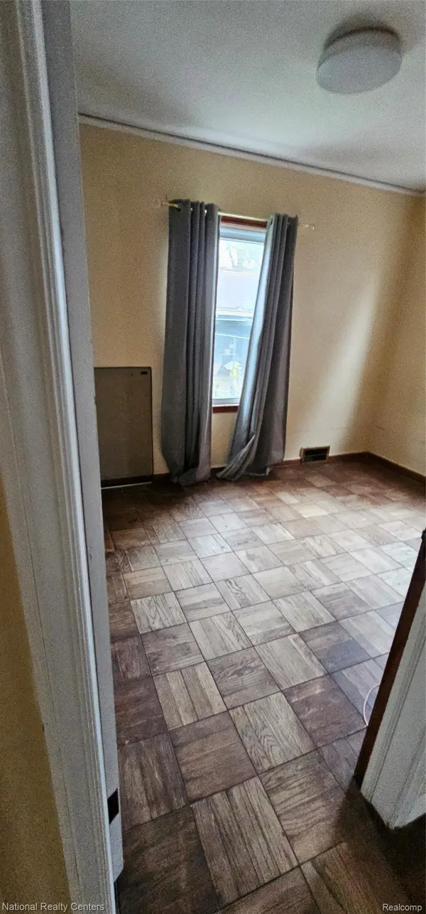 180 Lenox ST NE, Detroit, MI 48215