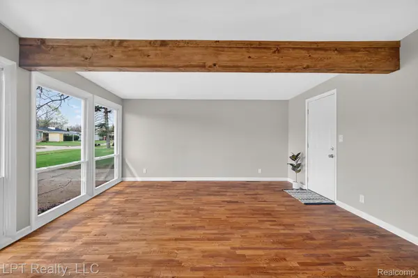 3623 Pingree AVE, Flint, MI 48503