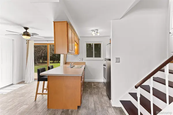 25690 Glamorgan, Novi, MI 48374