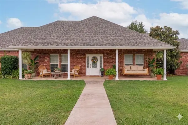 262 Briar Creek Road, Whitesboro, TX 76273