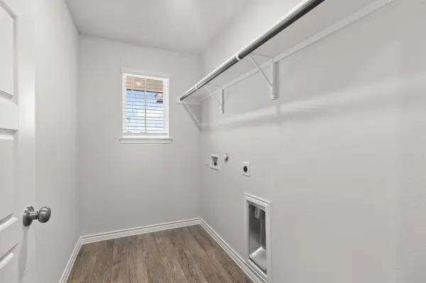 1609 Romans Road, Ennis, TX 75119