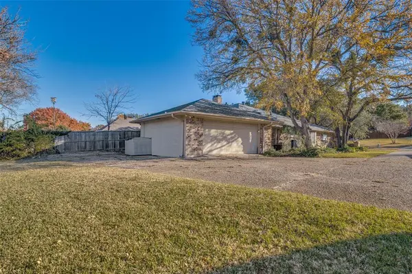 1405 Carriage Lane, Garland, TX 75043