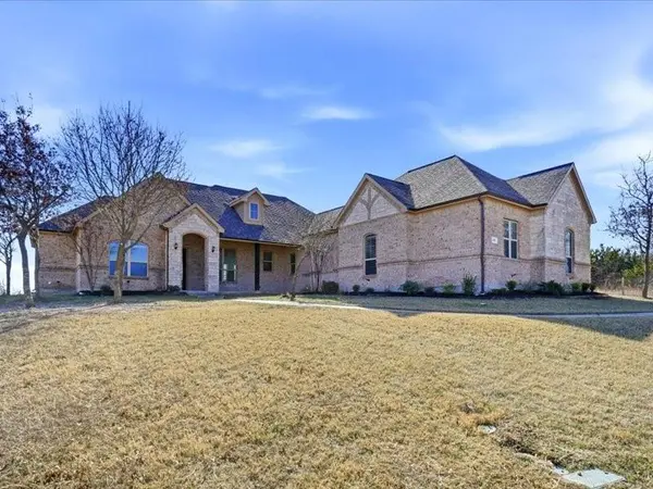 4021 J E Woody Road, Springtown, TX 76082