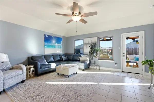 1036 Decker Drive, Fate, TX 75189