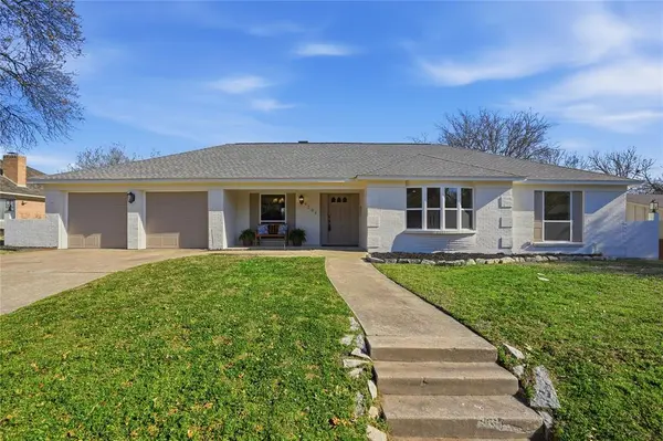 4204 Galway Avenue, Fort Worth, TX 76109